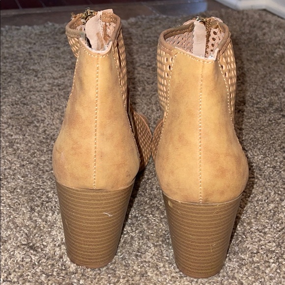 Zip Up Booties with WEDGE - Picture 4 of 6